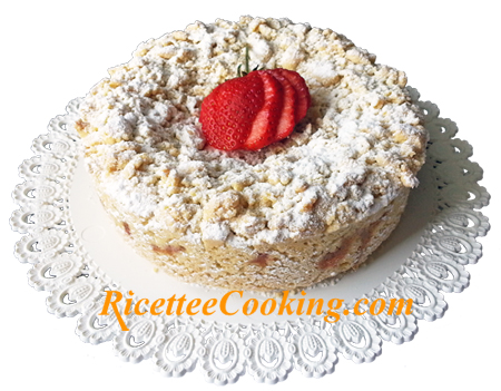 Torta sbriciolata crema e fragole